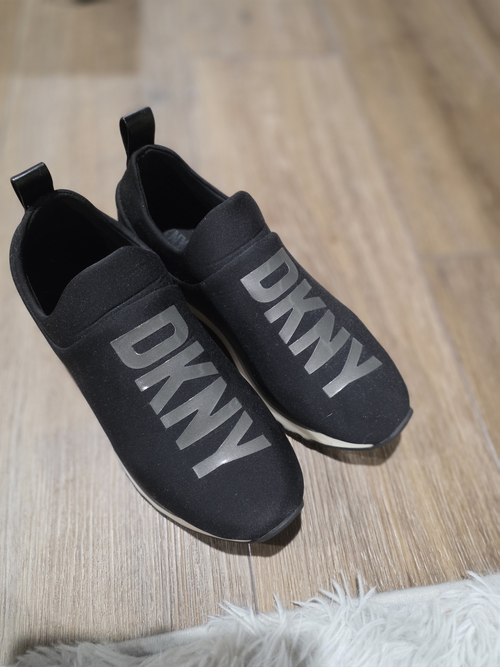 DKNY Men’s Black Slip-On Logo Sneakers